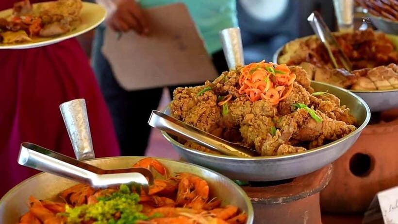 From Cebu: Bohol Countryside & Buffet Lunch Exclusive Tour - Mirror of the World: quick landmark photos, best used with a plan