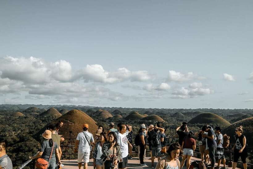 From Cebu: Day Trip to Bohol Highlights - First Stop Tagbilaran: Blood Compact Monument and Quick Culture Hits