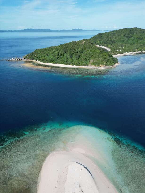 From El Nido: to Coron 3-Day 2-Night Island-Hopping Tour - Day 2: village culture, turtle watching, and more reef time