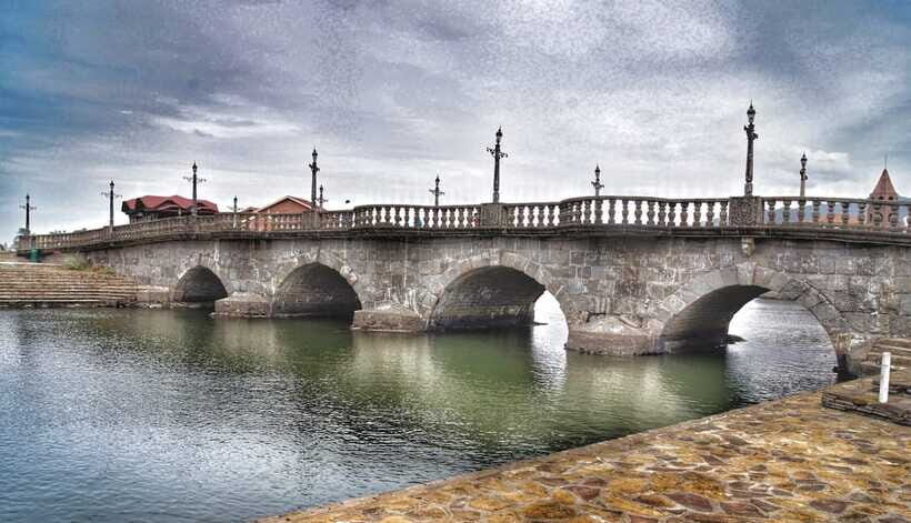 From Manila: Las Casas Filipinas de Acuzar Guided Day Trip - A Very Early Start From Metro Manila