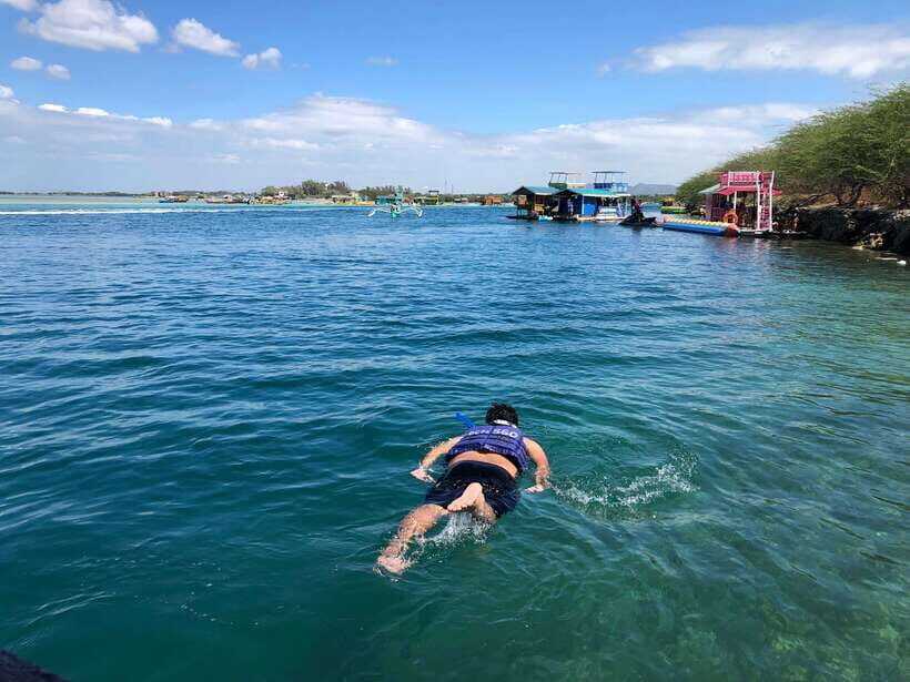 From Manila: Little Boracay Beach w/ Floating Bamboo Cottage - Floating bamboo cottage brunch: an experience you’ll actually eat