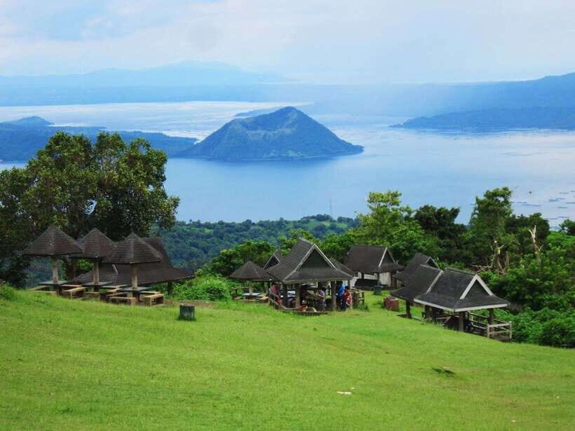 From Manila: Panoramic Tagaytay Ridge Tour - Palace in the Sky Views: Where Taal Really Comes Into Focus