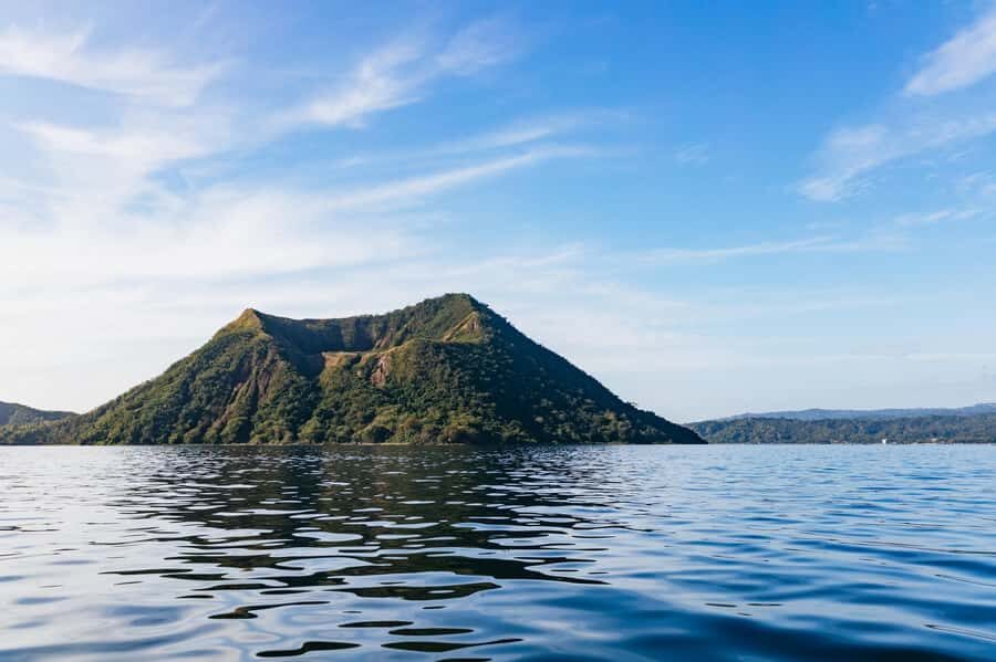 From Manila: Taal Volcano and Lake Boat Sightseeing Tour - From Manila to Tagaytay Ridge: Drive Time and First Impressions