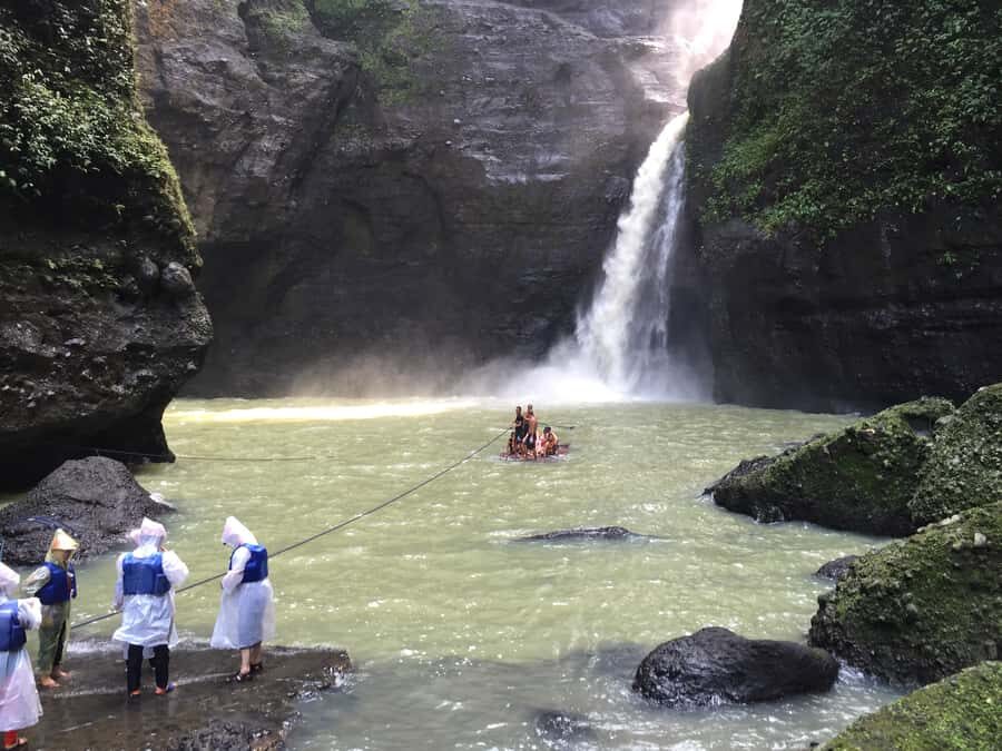 From Manila: Taal Volcano Island & Pagsanjan Falls Day Tour - Lunch at Your Expense: How to Handle the Food Stop Without Losing Time