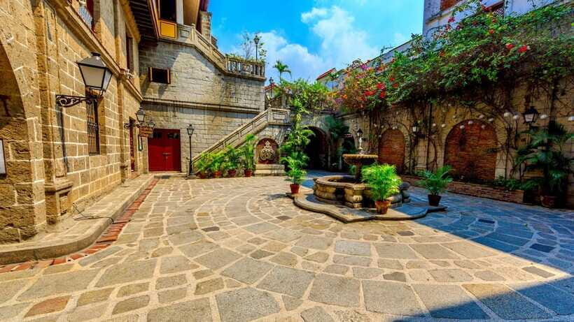 Half-Day Heritage Tour: Manila’s Historic Gems - Intramuros guided time: where your guide turns sights into stories