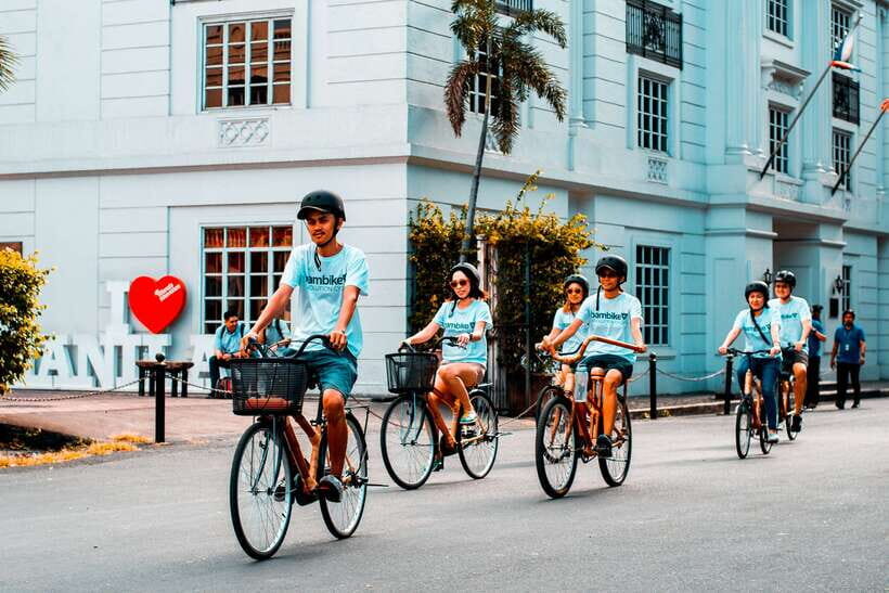 Intramuros, Manila: Historical Bamboo Bike Tour - Fort Santiago and San Agustin: the walled-city backbone