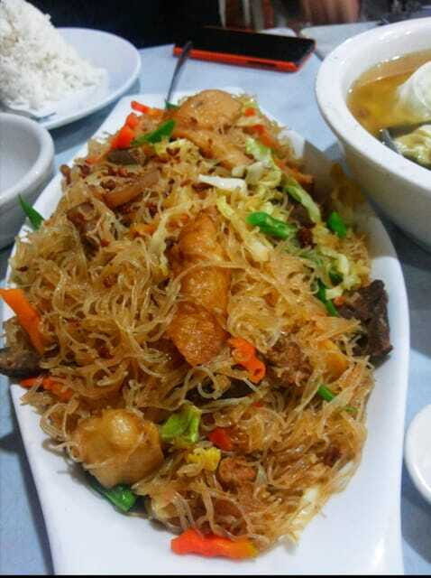 Manila: Binondo Chinatown Food Tour with Free Food Samples - Sweet pastries: how the tour balances the meal