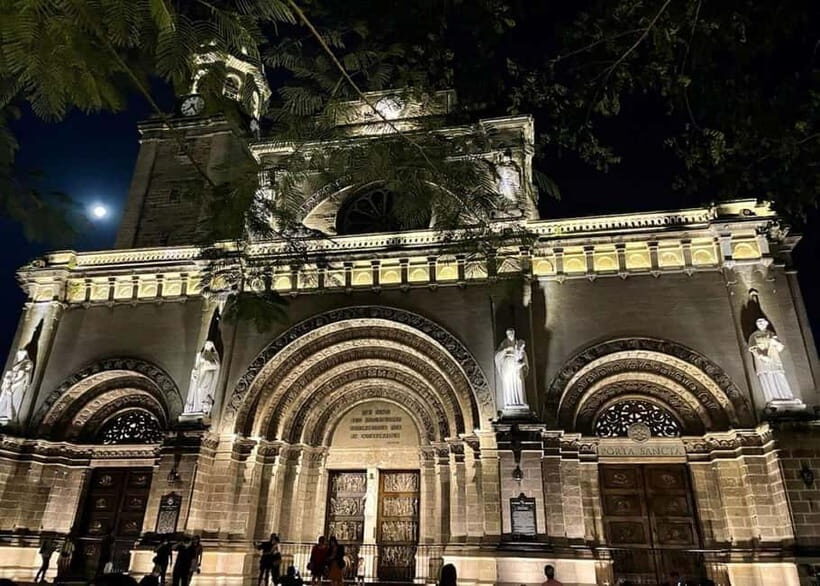 Manila: Enchanting Night Tour of Manila's Historic Landmarks - Fort Santiago at Dusk: Where the Evening Changes the Mood