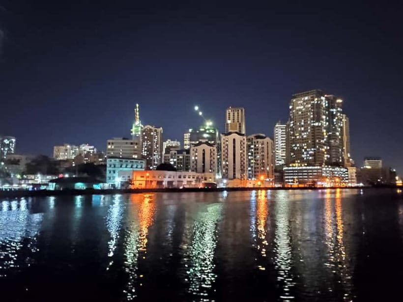 Manila: Enchanting Night Tour of Manila's Historic Landmarks - Casa Manila Grounds and San Agustin Church: Architecture You Can Actually Read