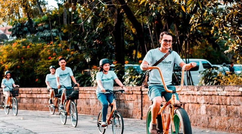 Manila: Guided Sunset Bamboo Bike Tour in Intramuros - Why a bamboo bike tour works in Intramuros
