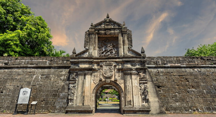 MANILA HALF-DAY TOUR (4HRS) - Plaza de Roma to Manila Cathedral: Quick Photos, Big Impact