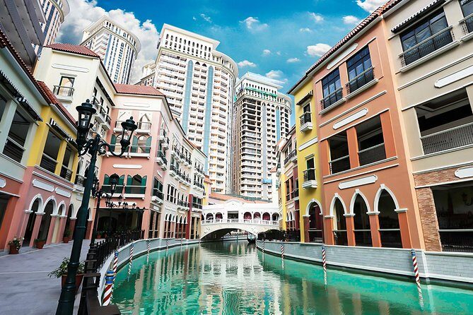 Manila Instagram Tour (Shared Tour) - Meeting point at One E-Com Center: easy start, minimal friction