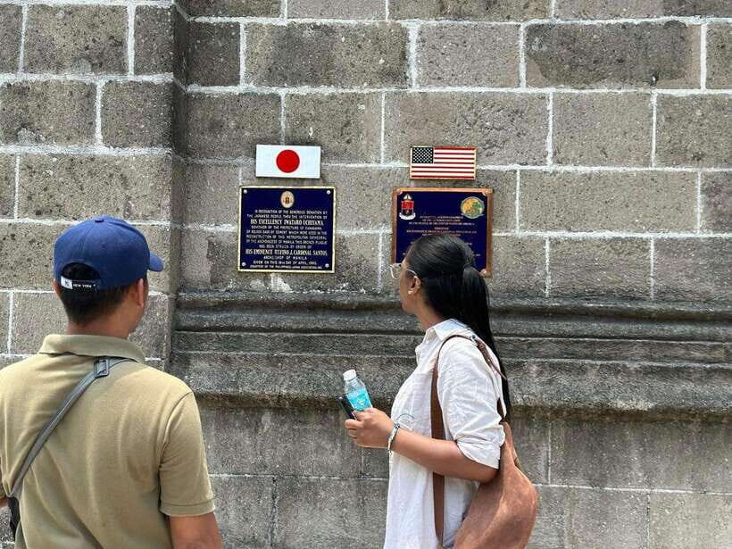 Manila: Intramuros, Chinatown, and Old Manila Half-Day Tour - Fort Santiago and Casa Manila: where defense and everyday city life meet