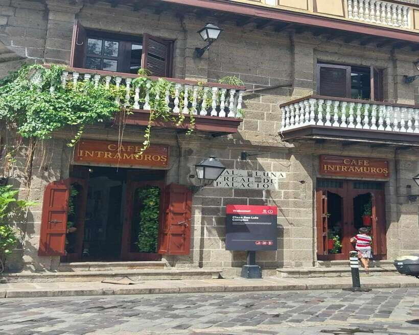 Manila: Intramuros Heritage Tour - Walking plan: what to bring and how to pace yourself