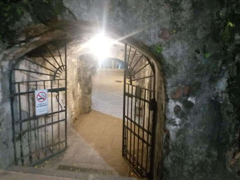 Manila: Intramuros Myths and Nights Tour - Plaza Moriones Meeting Point and the Night-Sky Story Rhythm
