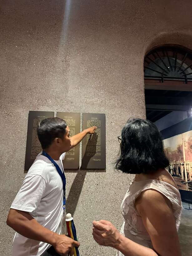 Manila: Intramuros Walled City Guided Walking Tour - Fort Santiago finish: ending at a defense-built landmark