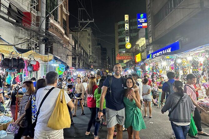Manila Night Market Experience with Local Guide - Divisoria Market at night: bargains and how the guide keeps it fun