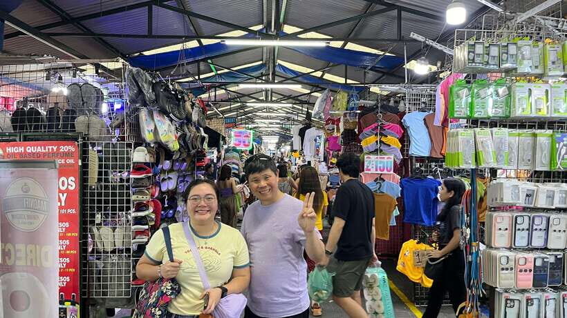Manila Night Market with Local Guide - Key things you’ll notice right away