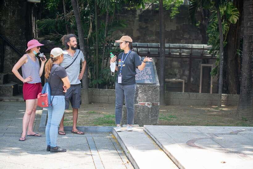 Manila: Sightseeing and Food Walking Tour with Tastings - Food, drinks, and what your $58 actually covers