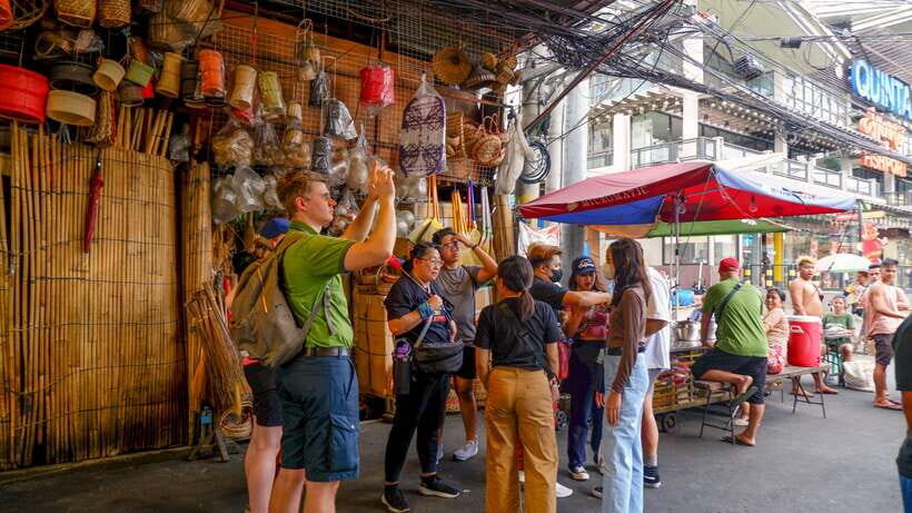 Manila: Sightseeing and Food Walking Tour with Tastings - Who should book this Manila food and Intramuros tour?