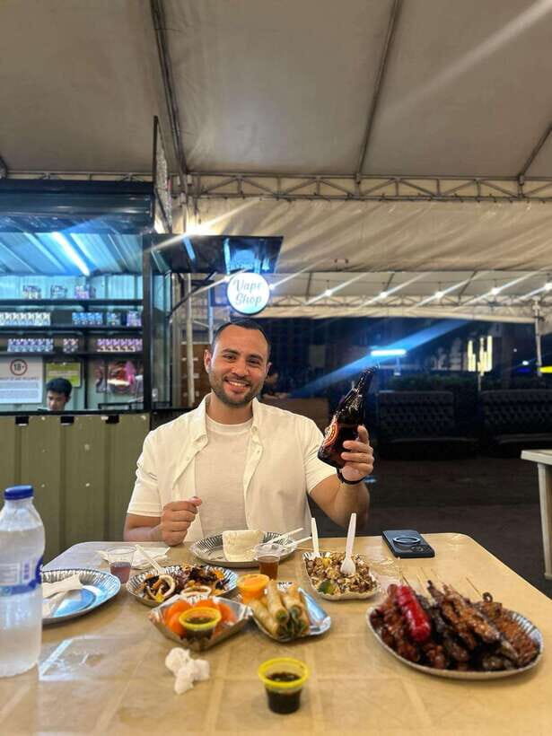 Manila Street food and Night Market Tour - Pasig Esplanade Finish: Riverside Lights and a Slow End (30 Minutes)