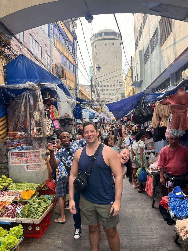 Manila Tour: Tondo Manila and Divisoria Market - The jeepney and tuk-tuk segment: the best way to understand Manila