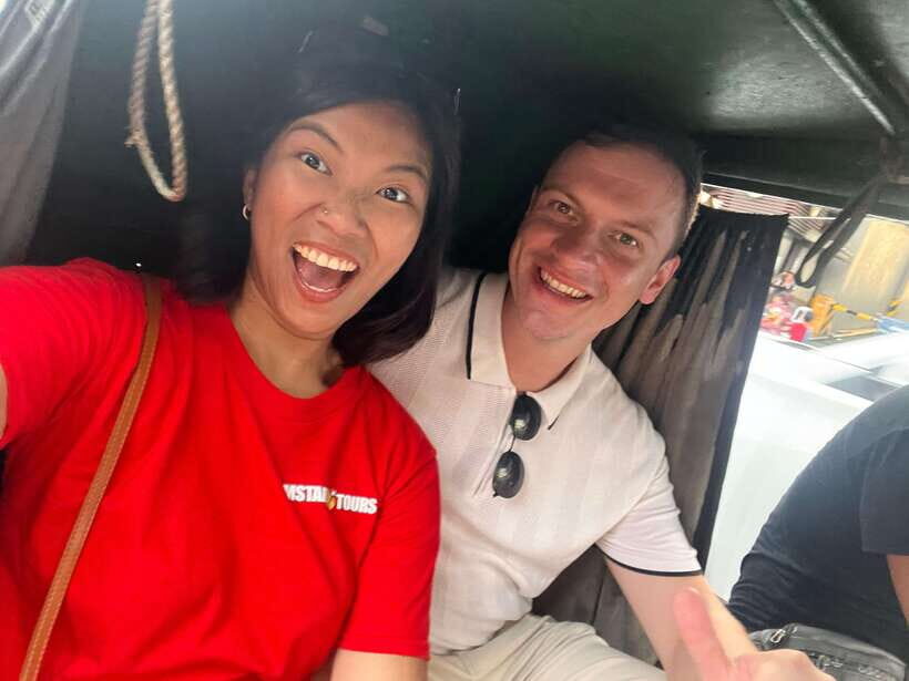 Manila Tuk-Tuk Adventure Hop-in and Hop-Off - Local markets: what to look for and why this stop is more than photos