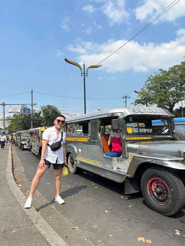 Manila Tuktuk and Jeepney Ride Guided Tour - Transport details: how the guide keeps it smooth