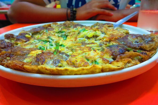 Manila's Culinary Expedition: The Ultimate Food and Market Tour - The 10-Dish Plan: How You’ll Eat Enough Without Getting Stuck