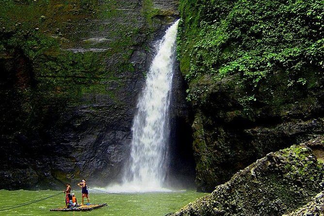 Pagsanjan Falls Adventure from Manila - Swimming time and the optional cave stop: get ready for wet gear