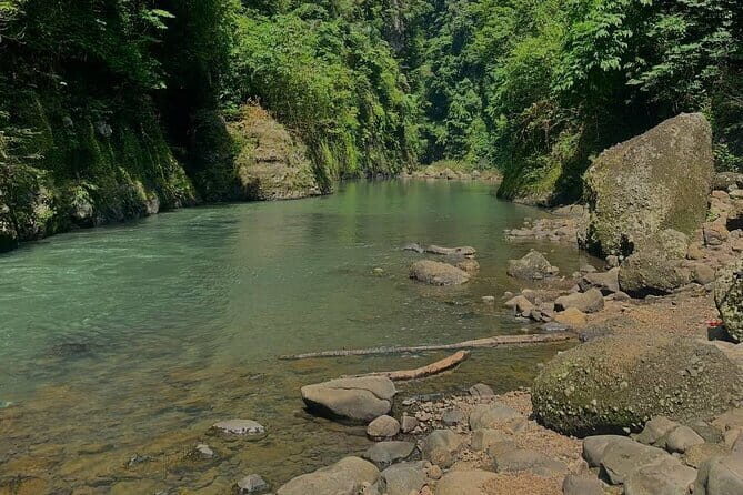 Pagsanjans Natural Wonders and Tagaytay Beauty, Full Day Journey - Tagaytay City in 30 Minutes: Short Stop, Clear Purpose