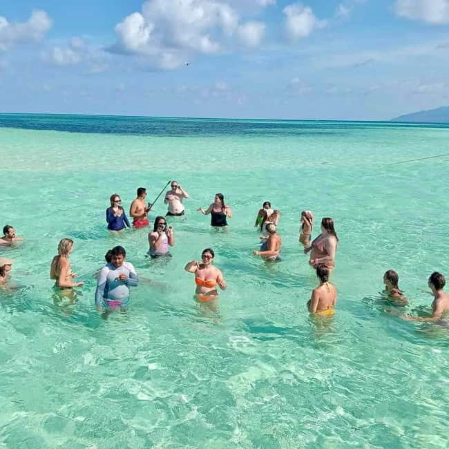 PALAWAN: Balabac Island Hopping with Full board Meals - The Crew Can Make the Difference