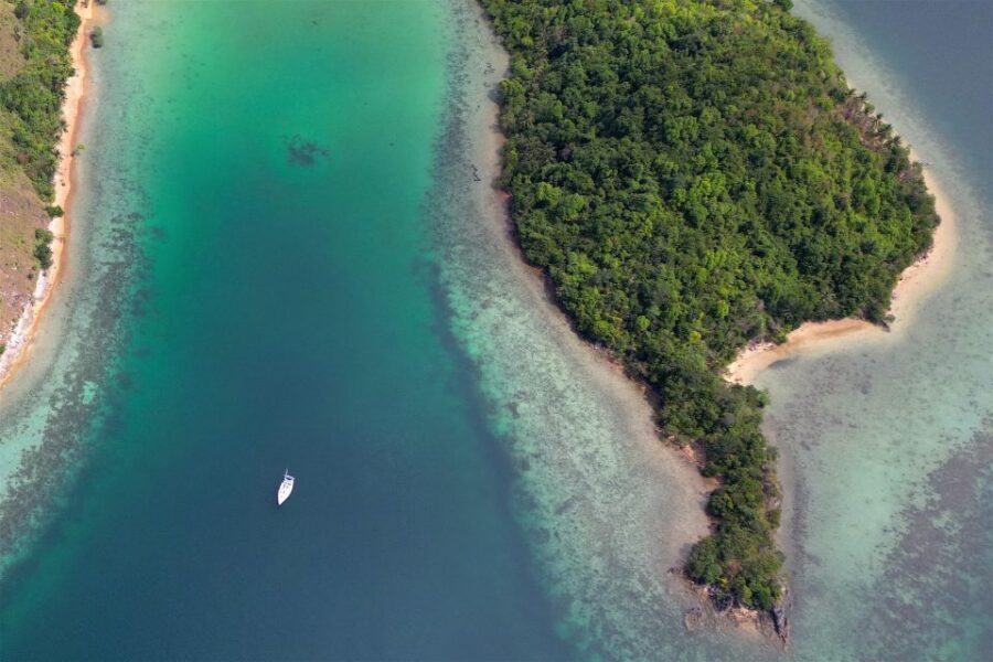 Palawan: Private Sailing Yacht Cruise in El Nido - Meeting at Corong Corong: easy to find, but plan your transport