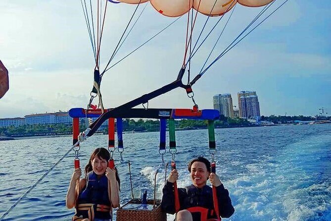 Parasailing - On Shore Comfort: Towels, hot showers, and lockers that actually help