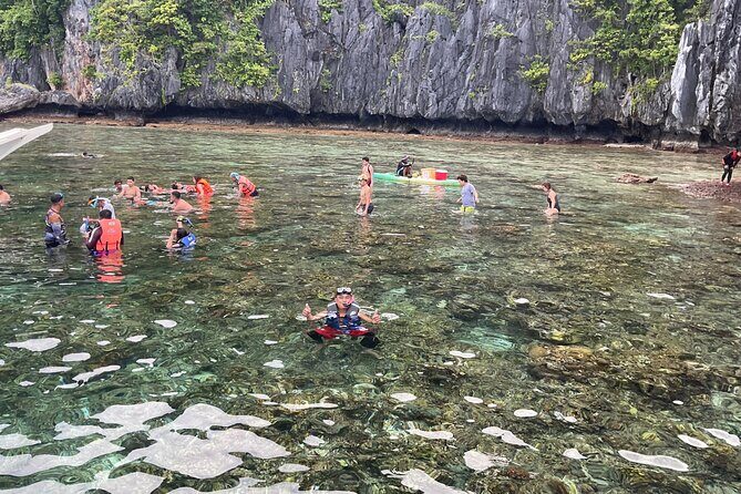 Private El Nido Tour A Island Hopping - Meeting point and timing: the simple plan for a full day