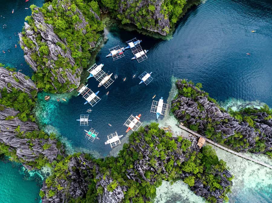 Private tour of the most outstanding beaches in El Nido - Why private Bacuit Bay island hopping feels different