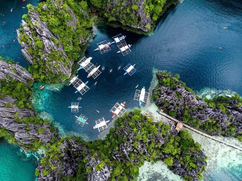 Private tour of the most outstanding beaches in El Nido - Cadlao Lagoon: serene paddling and the final wow factor