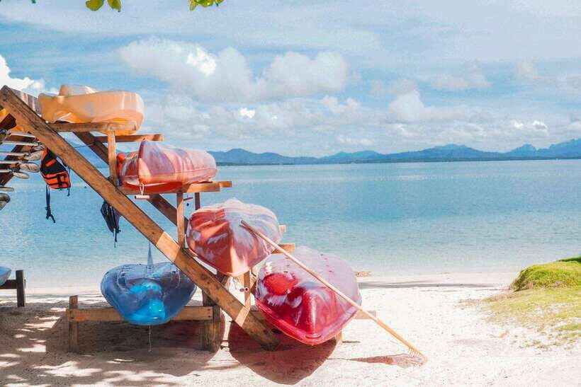 Puerto Princesa: Cowrie Island Guided Day Tour with Meal - Cowrie Island in Honda Bay: An Easy Escape From Puerto Princesa