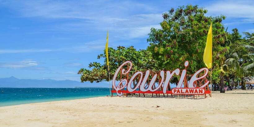 Puerto Princesa: Honda Bay Island Hopping & Optional Massage - Guides, group size, and the day’s vibe