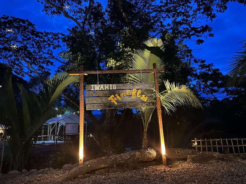 Puerto Princesa: Iwahig Firefly Watching & River Cruise - Dinner at the Eco Park: Buffet Time, Drinks, and Atmosphere