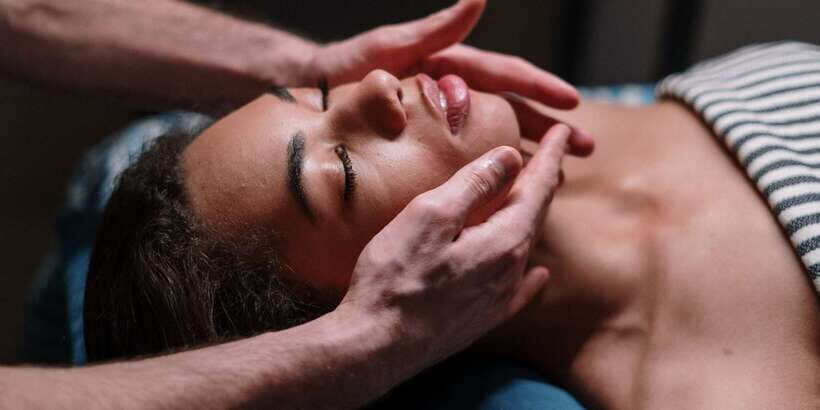 Puerto Princesa: Relaxing Massage with optional transfers - Dry Sauna vs Jacuzzi: Make Your Expectations Match Reality