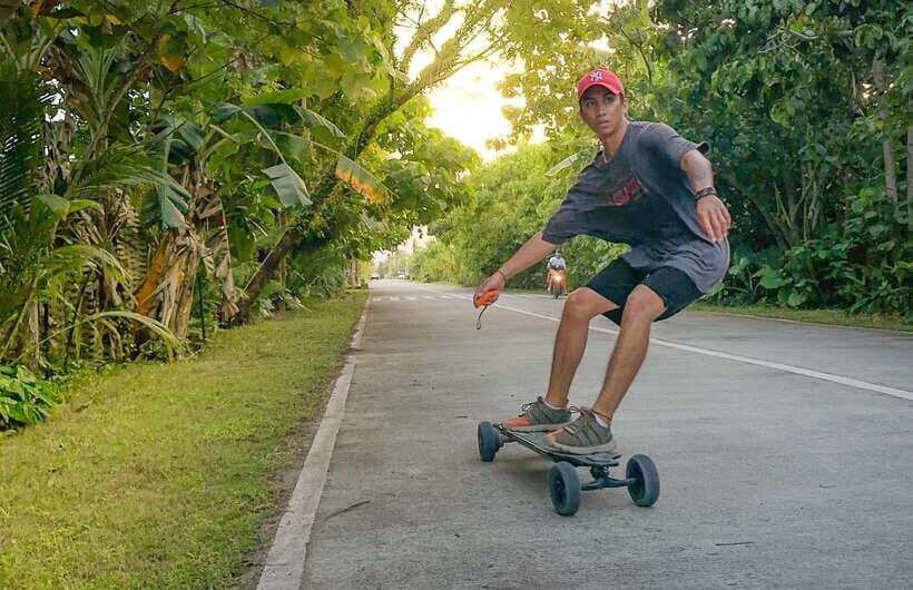 Siargao : Sunset 2 Hours Guided Electric Skate Experience - Where you meet and what the first 10 minutes feel like
