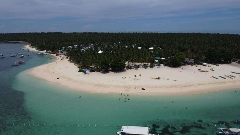 SIARGAO TRI-island DAKU/NAKED/GUYAM free drone/lunch - Getting From General Luna to the Boats: How the Day Starts