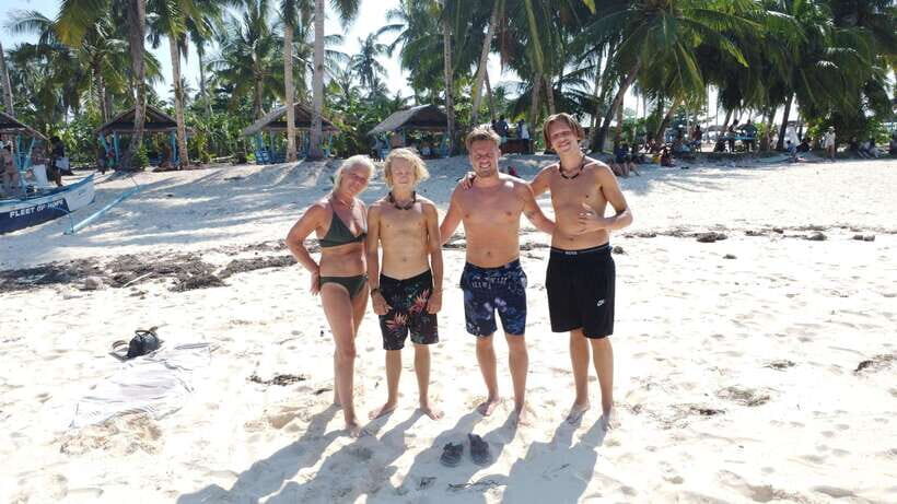 Siargao:Tri Island Hopping Naked Island, Daku, Guyam w/Lunch - Key Points That Make This Day Trip Work