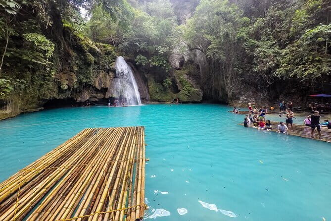 Small Group Cebu City And Uphill Mountain Tour - Souvenir time and Taboan Public Market: snackable shopping, not a long mall run