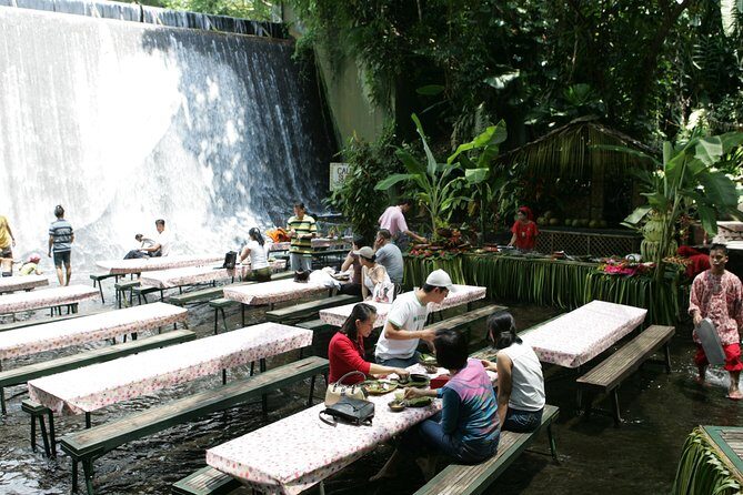 Villa Escudero Coconut Plantation Day Trip from Manila - Getting There: Pickup at Fairmont Makati and the Southbound Drive