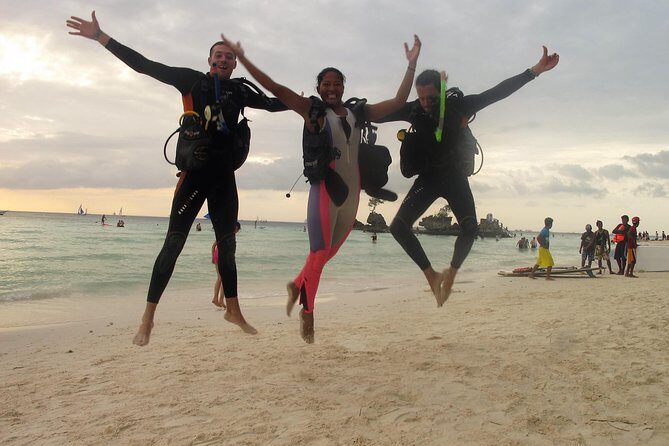 WaterColors - Open Water Diver Certification in Boracay - WaterColors on White Beach: Location and What It Means for Your Schedule
